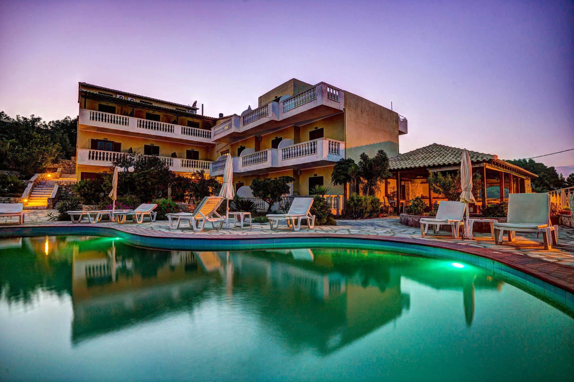 Blue Horizon Studios Skiathos-Stadt Exterior foto