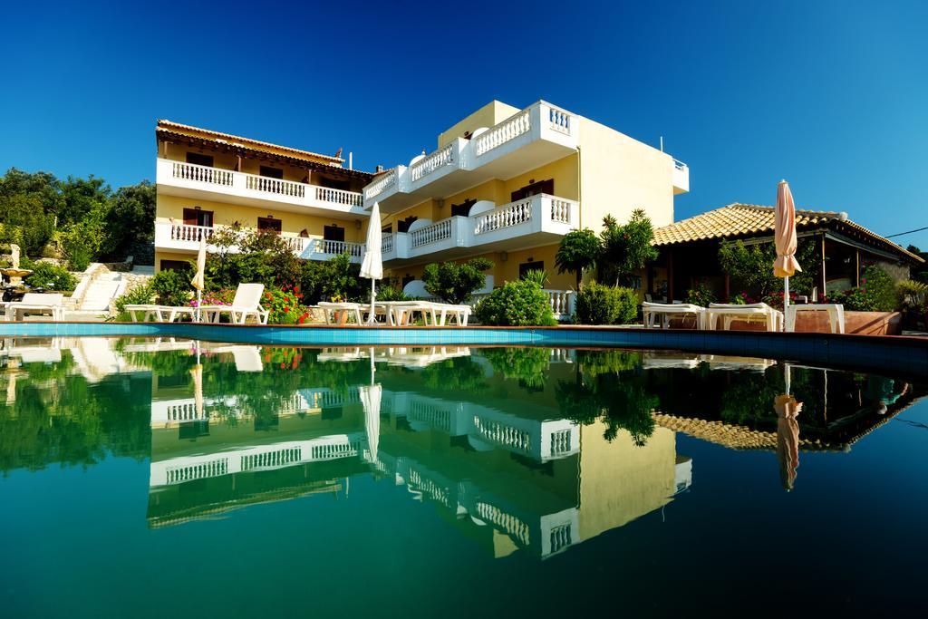 Blue Horizon Studios Skiathos-Stadt Exterior foto