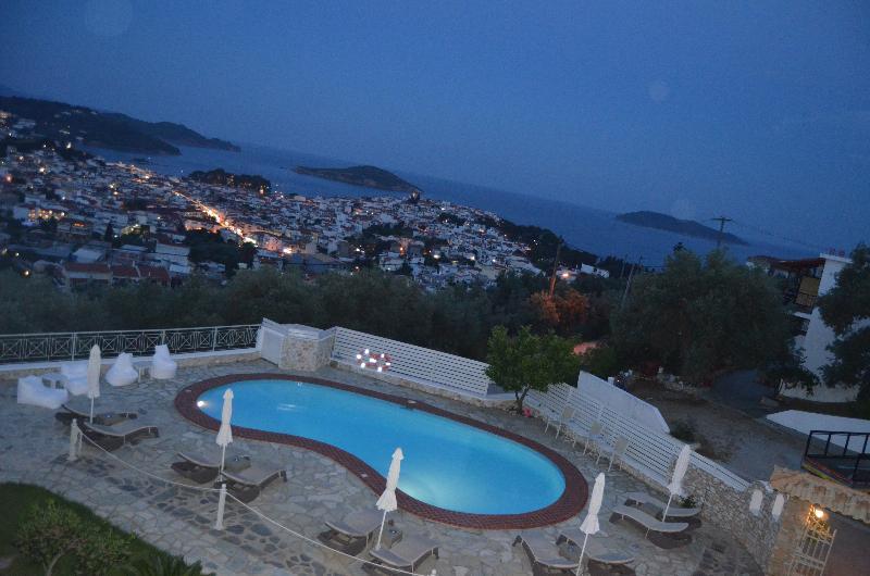 Blue Horizon Studios Skiathos-Stadt Exterior foto